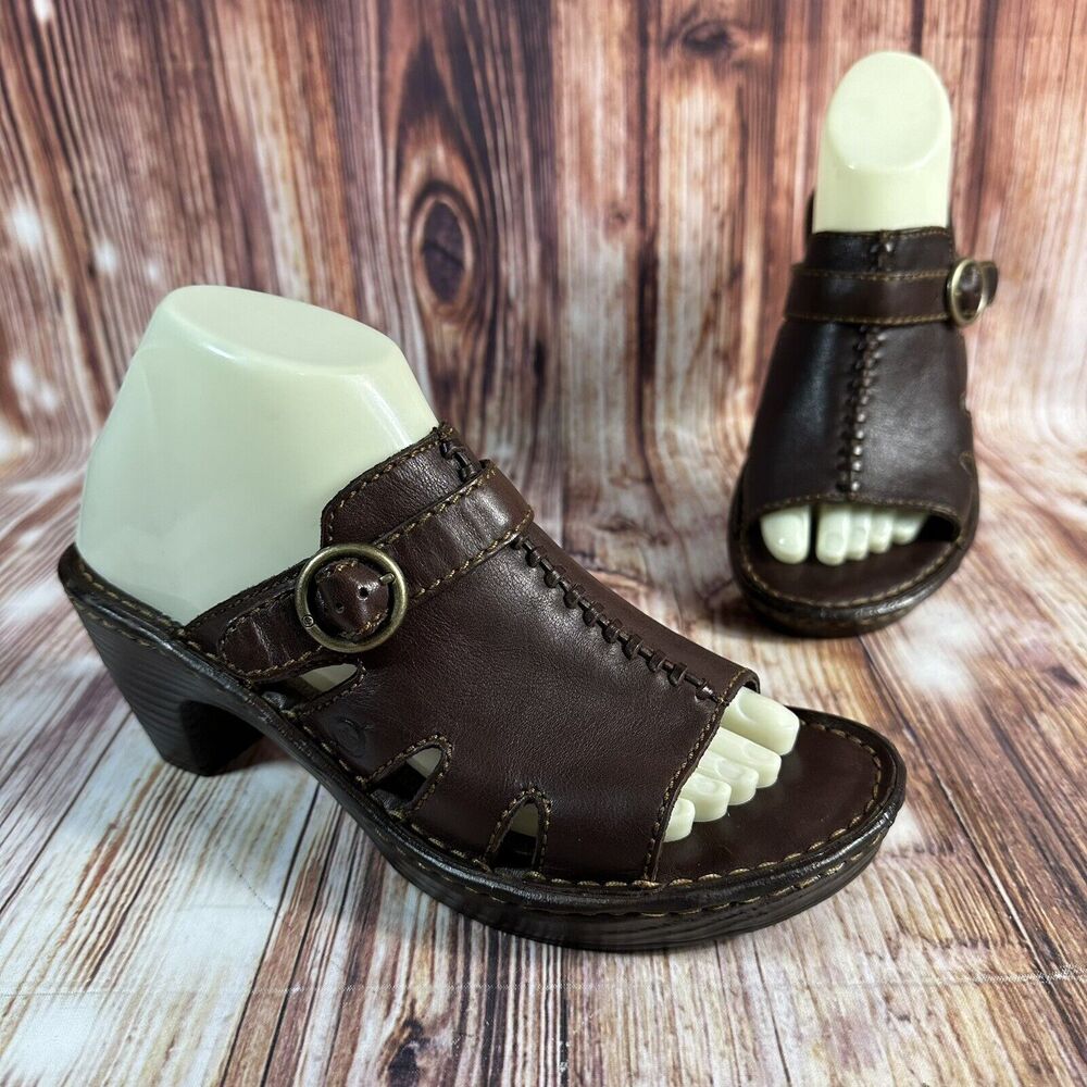 Born Womens Sz 8 Brown Leather Open Toe Slip On Shoes Block Heel Sandals Buckle